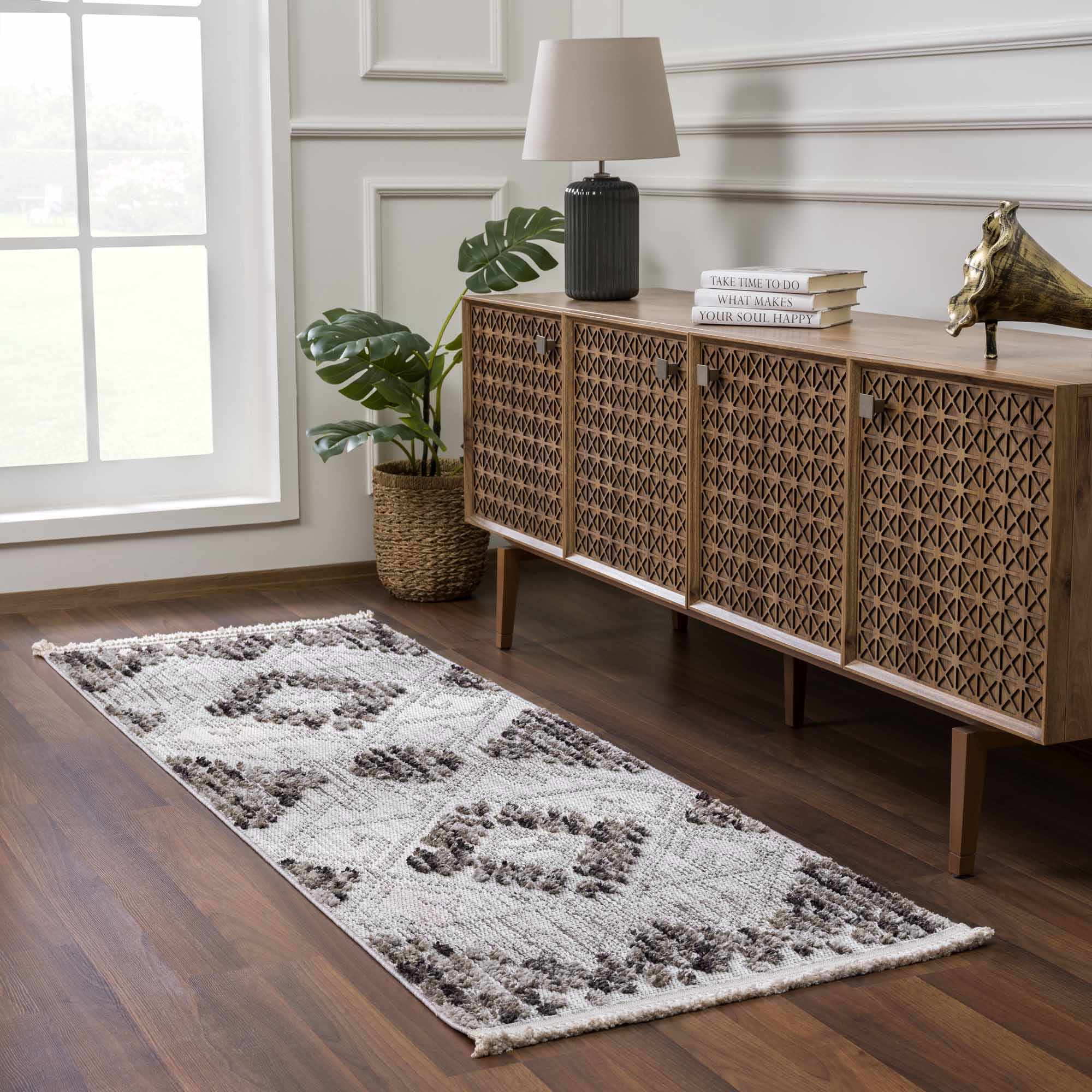 Cabarroguis Area Rug - Image 4