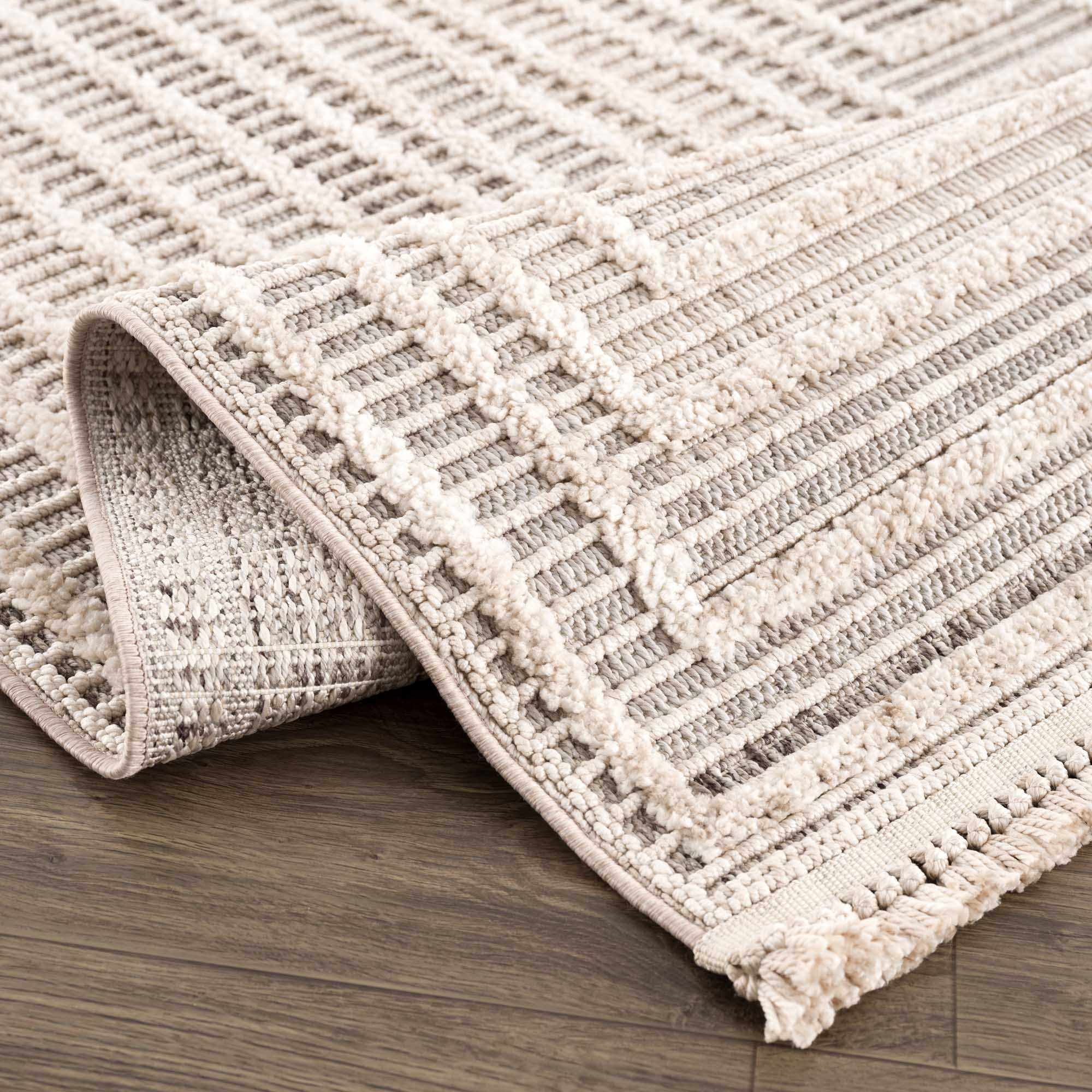 Lunao Area Rug - Image 10