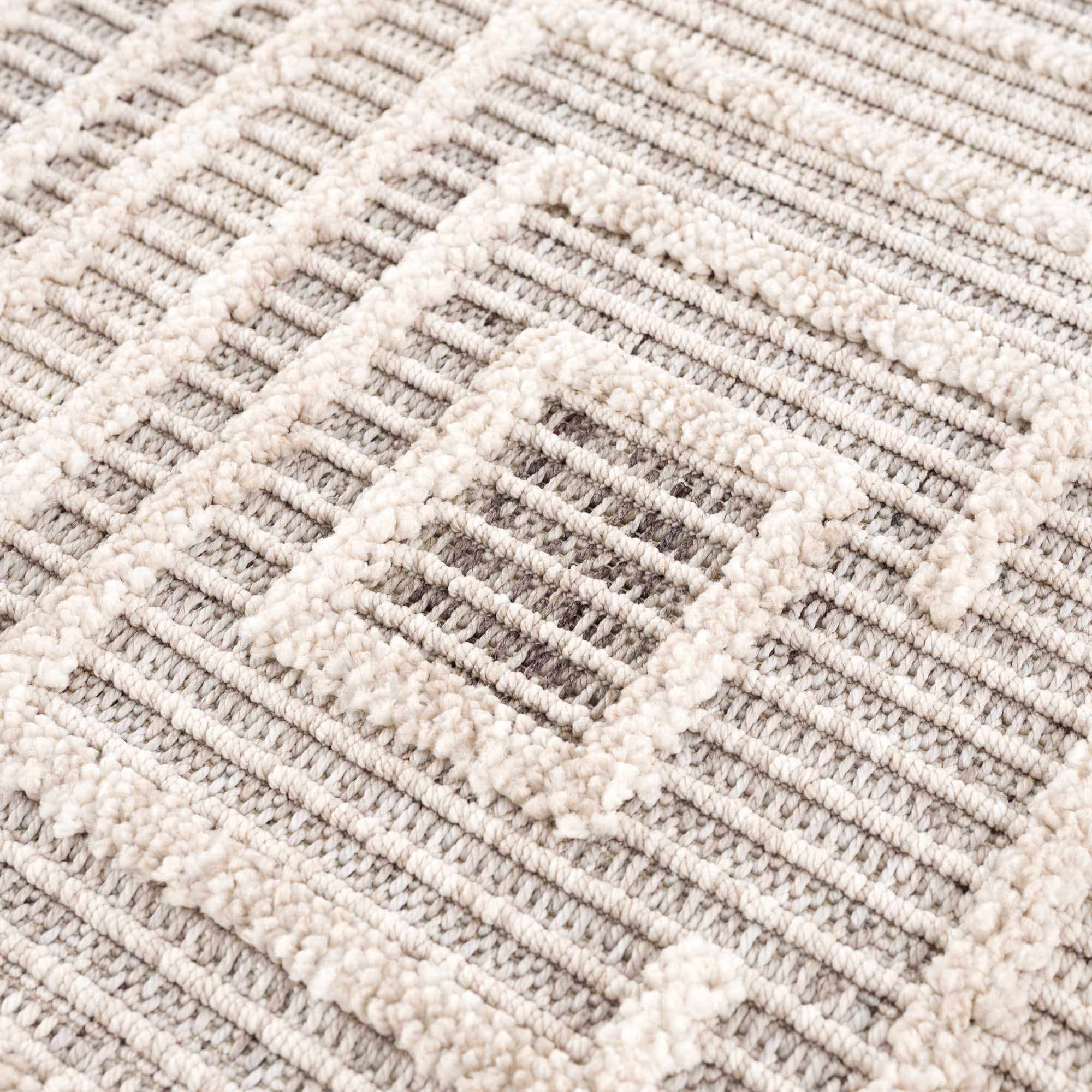 Lunao Area Rug - Image 18