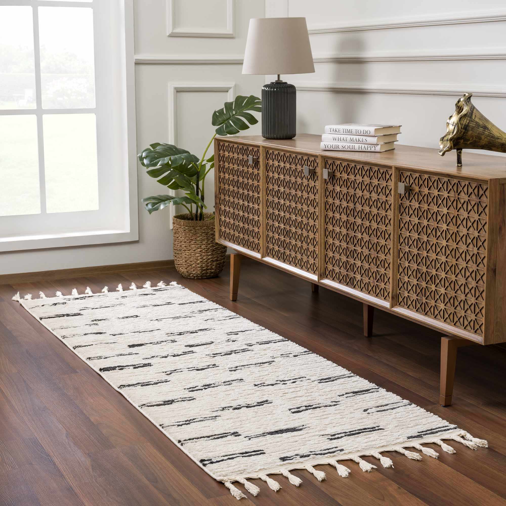 Riad Black Striped White Rug with Tassels - Image 3