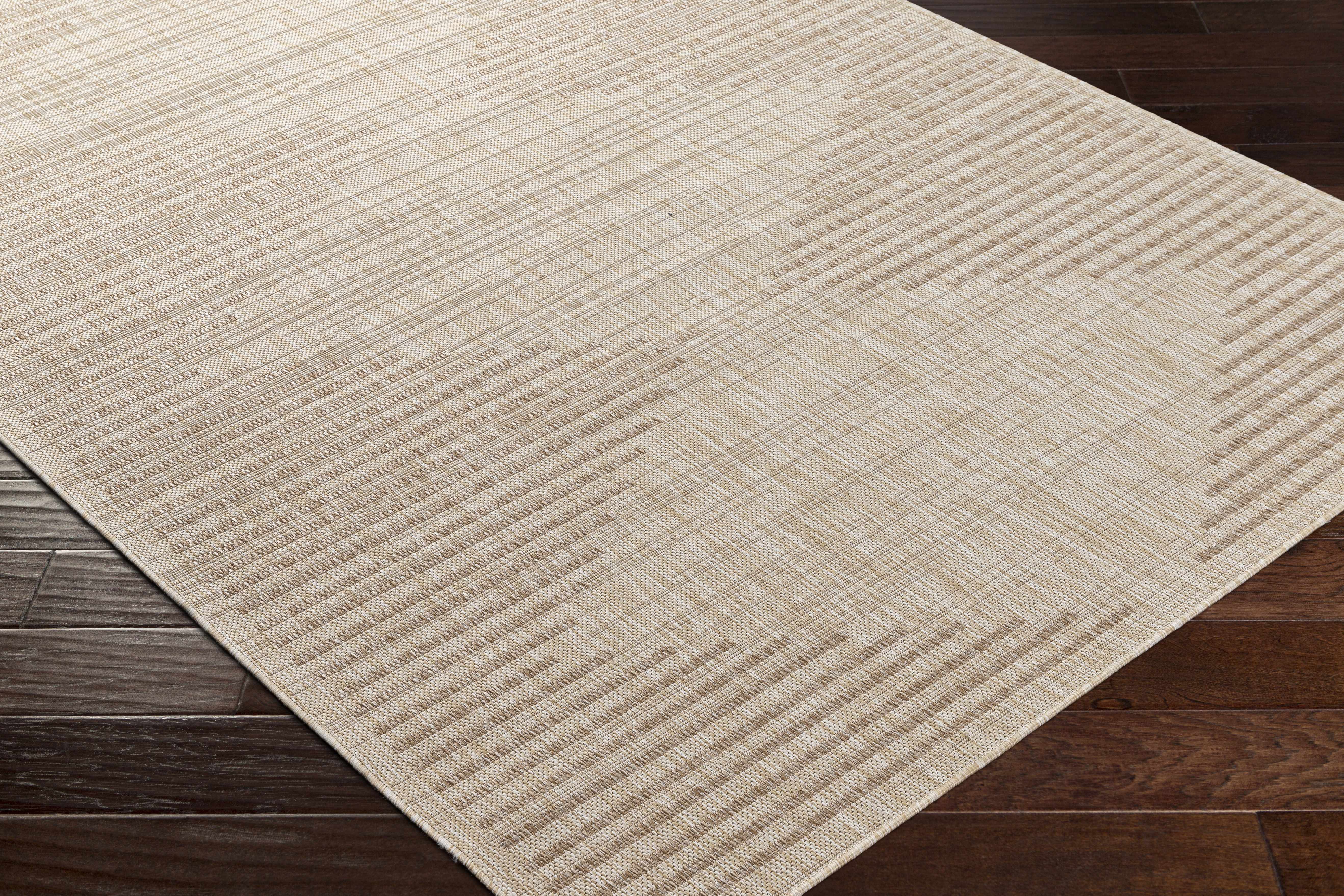 Winmalee Area Rug - Image 4